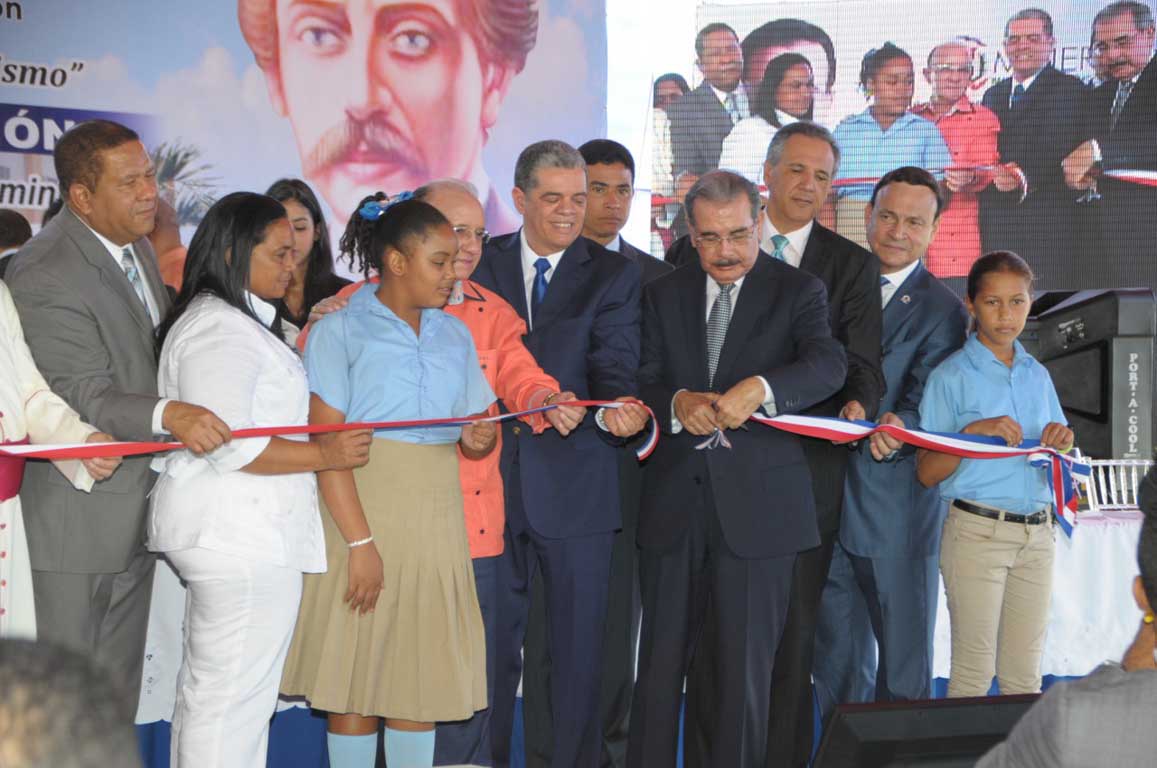 imagen Danilo inaugura nueve escuelas en la Altagracia, La Romana, San Pedro de Macorís y Monte Plata 