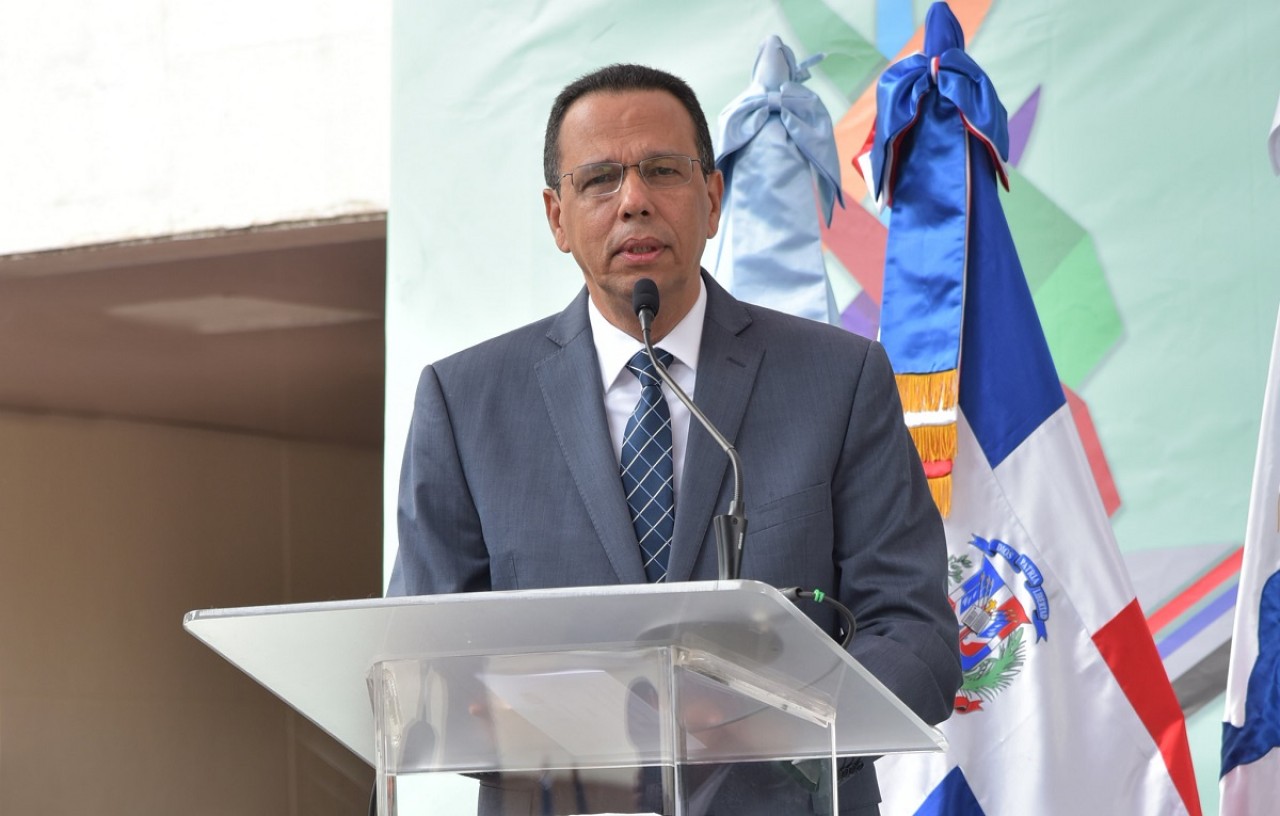  imagen Ministro de educación Antonio Peña Mirabal 