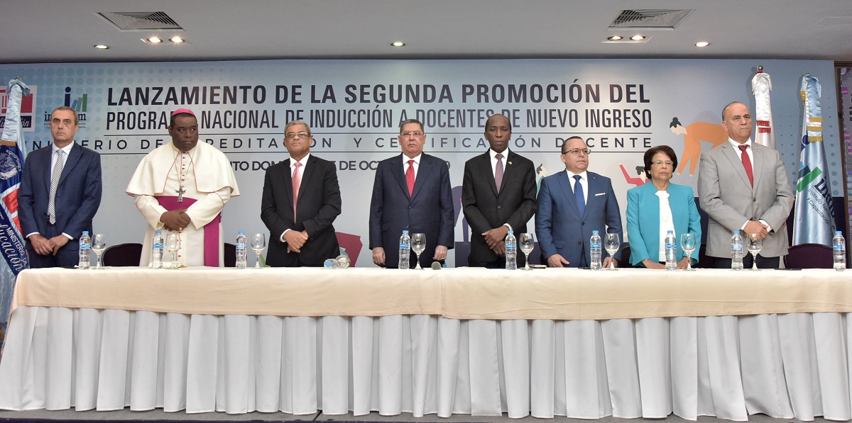  imagen El acto estuvo encabezado por el viceministro de Acreditaci&oacute;n y Certificaci&oacute;n Docente y coordinador del Programa Nacional de Inducci&oacute;n, Ram&oacute;n Valerio 