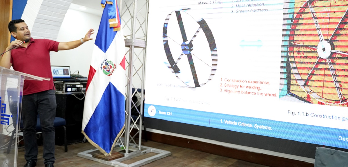  imagen Proyectos de robóticas e ingeniería realizados por alumnos del Liceo Científico Dr. Miguel Canela de la provincia hermanas Mirabal 