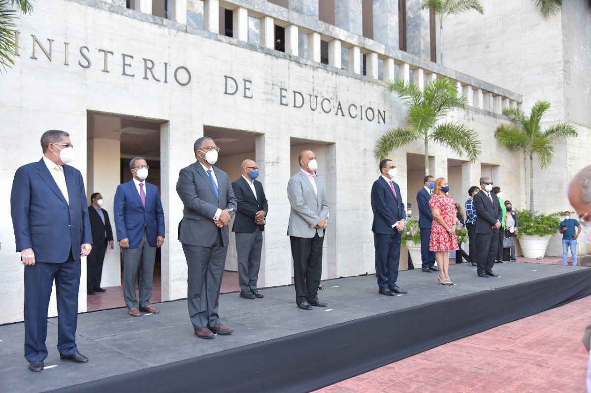  imagen El ministro de Educaci&oacute;n, Antonio Pe&ntilde;a Mirabal 