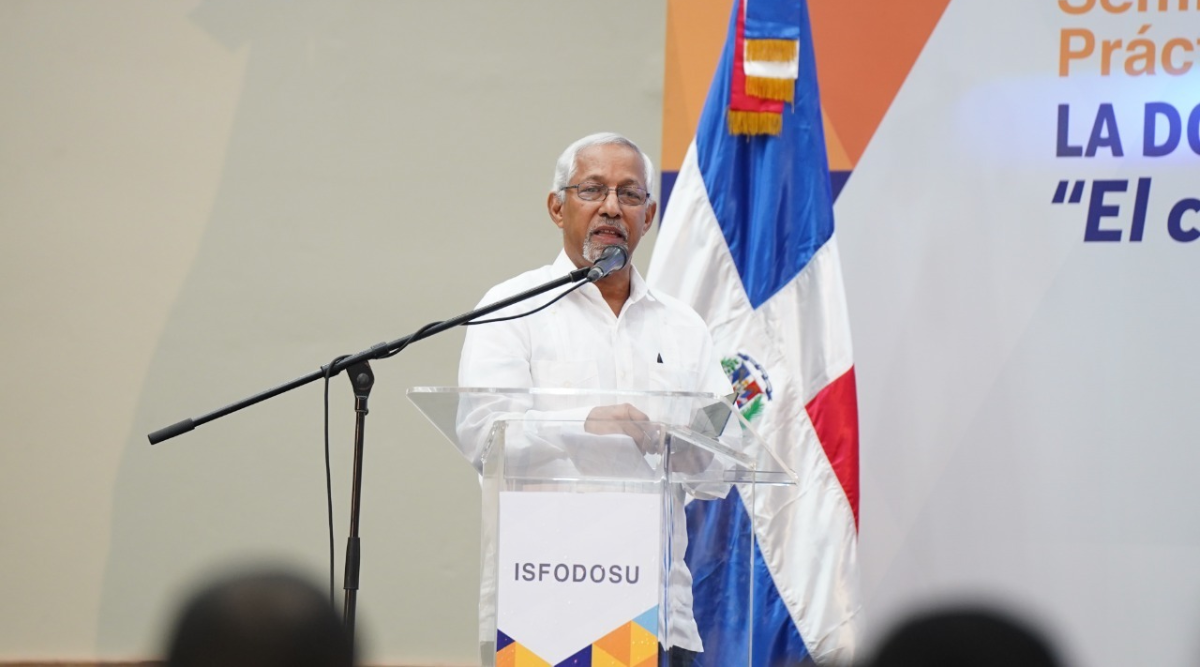  imagen Ministro de Educación, Ángel Hernández.  