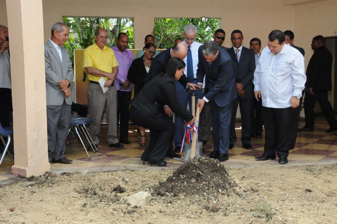  imagen Educación asumirá construcción de nuevos edificios alojarán el Reformatorio de Jóvenes, en San Cristóbal 
