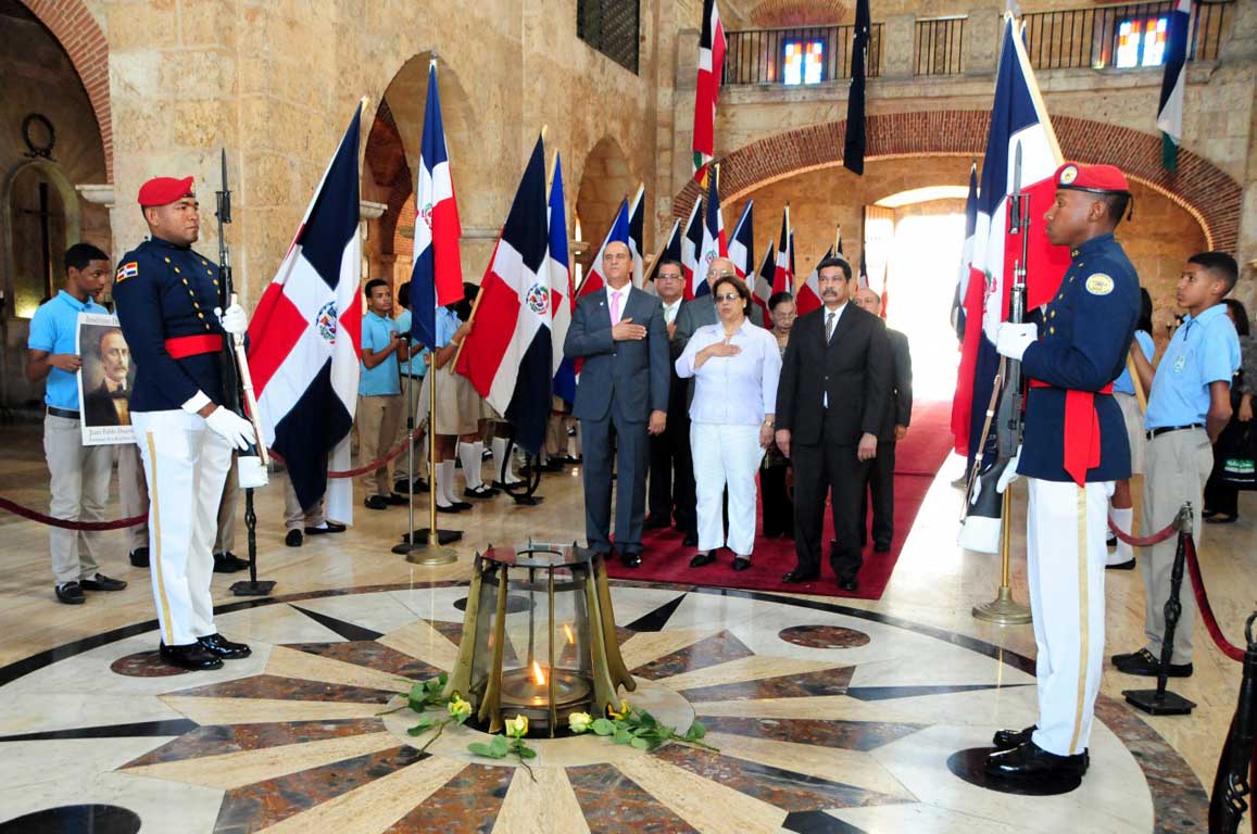  imagen Ministerio de Educación celebra Día Nacional de la Educación y el 177 aniversario nacimiento de Eugenio María de Hostos 