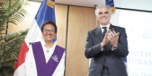  imagen Ministro de Educaci&oacute;n Luis Miguel De Camps,y presidente de la Junta de Directores del Instituto Superior de Formaci&oacute;n Docente Salom&eacute; Ure&ntilde;a (Isfodosu), juramentando a&nbsp; Dinorah Garc&iacute;a Romero como nueva rectora de esa entidad. 