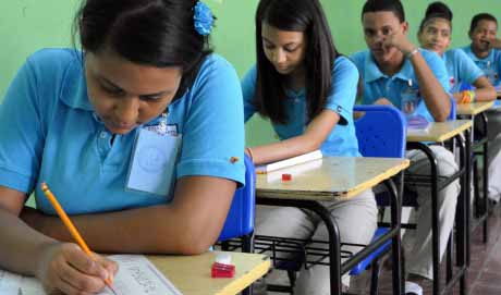  imagen Educación convoca a más de cien mil estudiantes a segunda convocatoria Pruebas Nacionales 