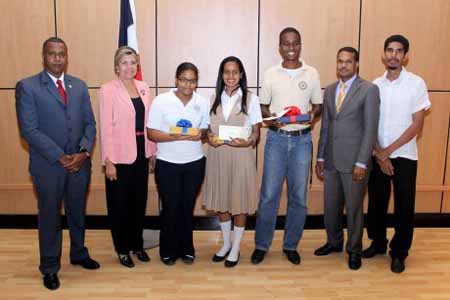  imagen MINERD y UASD celebran Olimpíadas Nacionales en Ciencias 