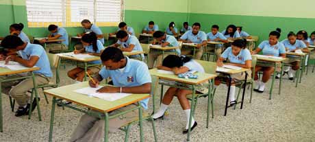  imagen Más del 94% de estudiantes de Básica aprobó Pruebas Nacionales este año 