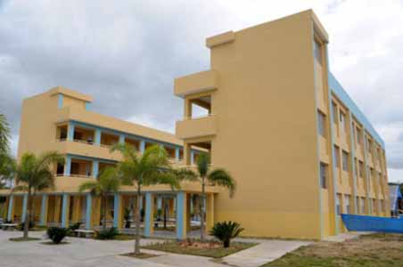  imagen El presidente Danilo Medina inaugura dos modernas escuelas en la provincia Hermanas Mirabal 